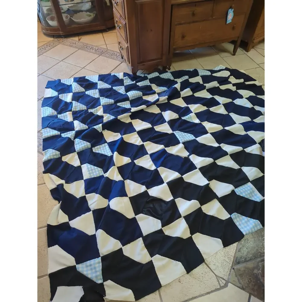 Unfinished Polyester Patchwork Quilt topper Black Blue White Gingham Project